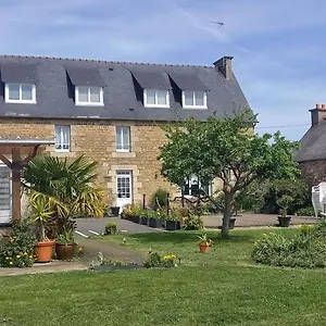 Le Relais De Launay 2*, Ploubazlanec France